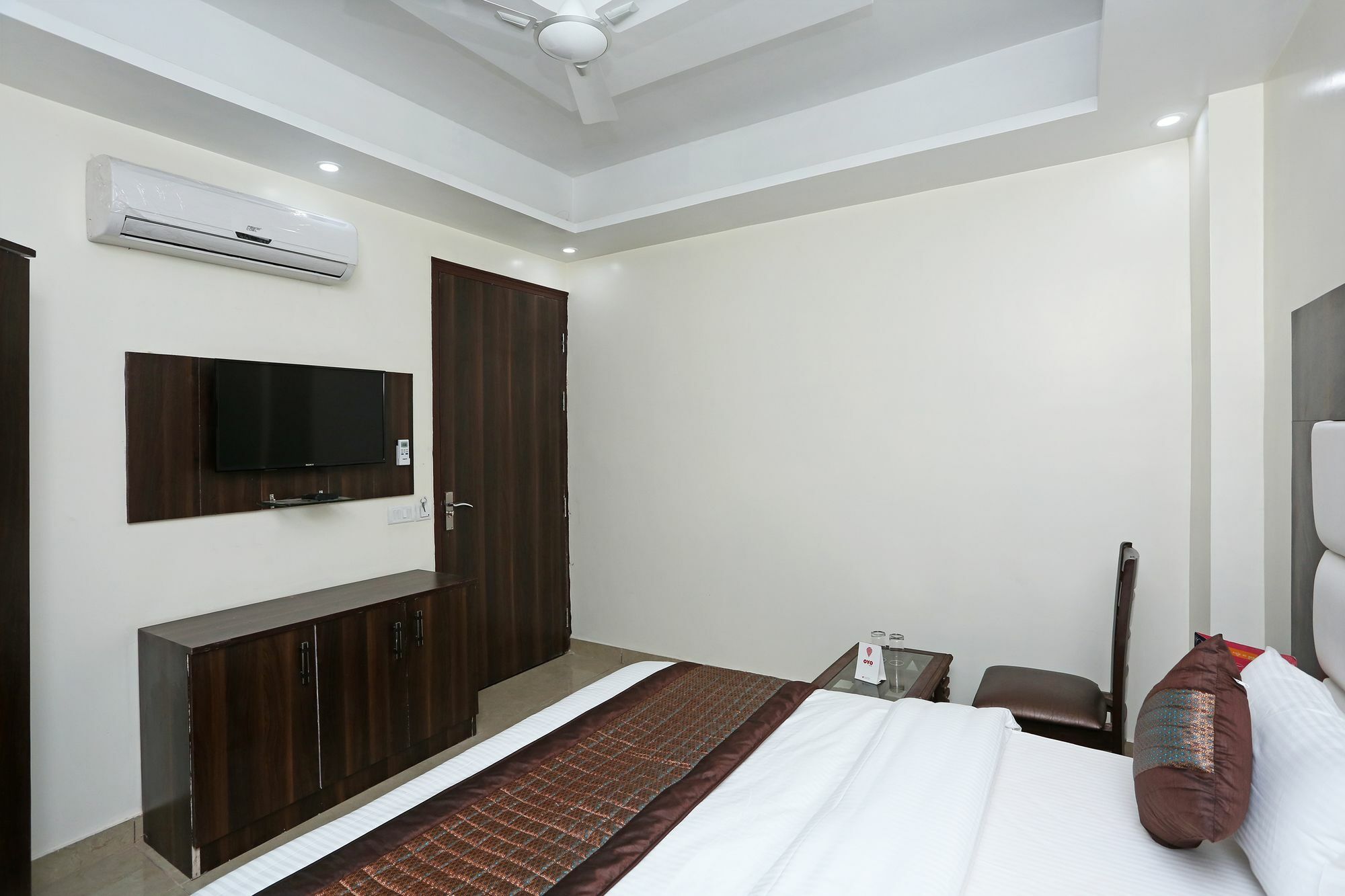 Oyo 11505 Hotel Classic Park New Delhi Eksteriør billede